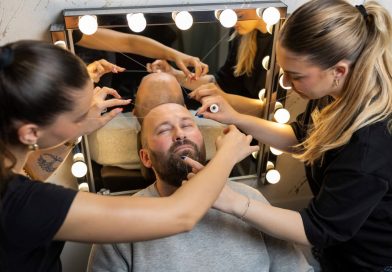 Zaboravite britvu! Je li vrijeme da bradu sredite koncem? Zaboravite britvu! Je li vrijeme da bradu sredite koncem?